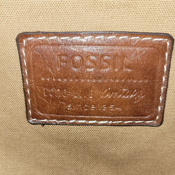 Fossil Bag/Backpack Bag. Vibrant Colorful Bag Leather & Canvas - Picture 12 of 15